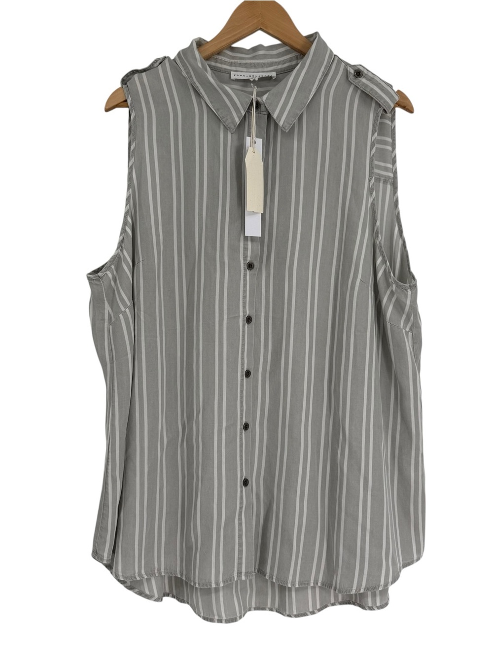 Jane & Delancey Women Size 2X Grey Striped Button Front Sleeveless Top summer